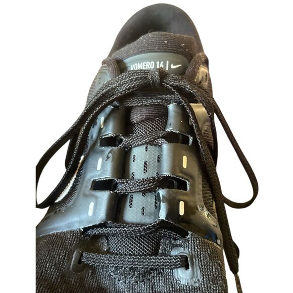 Nike Womens Air Zoom Vomero 16 DA7698-001 Black Running Shoes Sneakers Size 7.5 - Picture 6 of 6